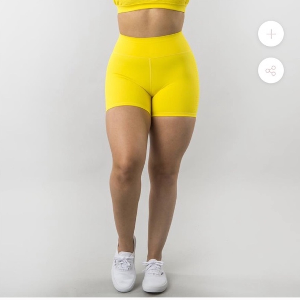 BuffBunny Yellow Allure Short Size Medium